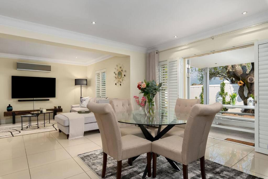 The Tram Home Stay Franschhoek Luaran gambar